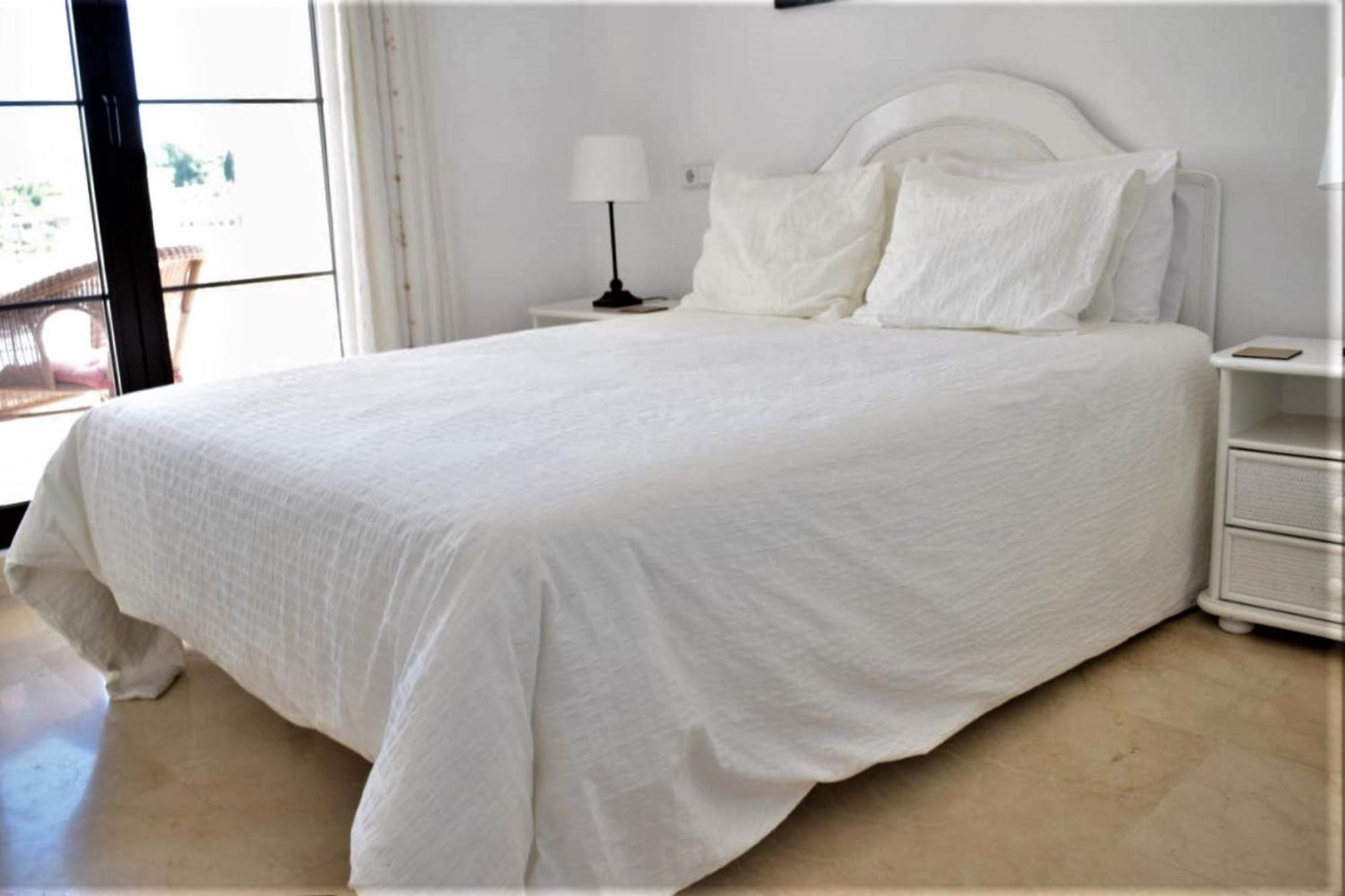 Superior 3Br Golfla Apartment Minutes From Puerto Banus & Marbella Malaga Exterior photo