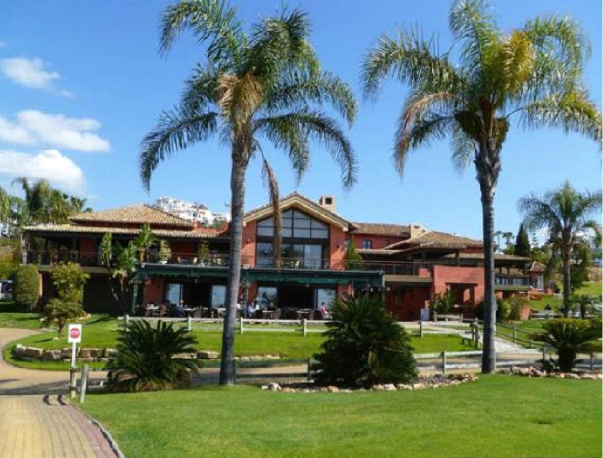 Superior 3Br Golfla Apartment Minutes From Puerto Banus & Marbella Malaga Exterior photo