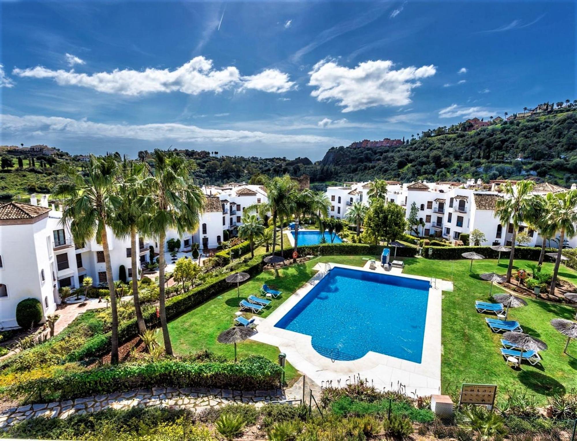 Superior 3Br Golfla Apartment Minutes From Puerto Banus & Marbella Malaga Exterior photo